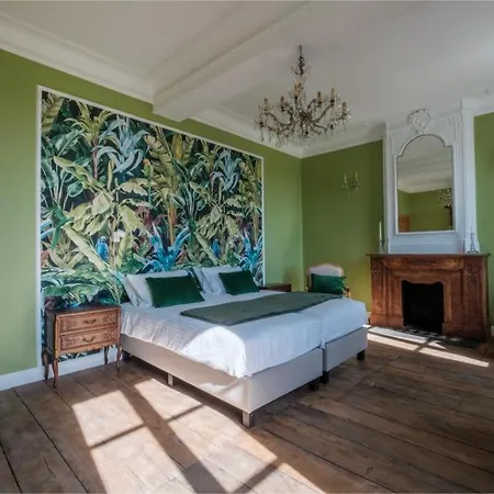 Chateau D'ouffet 30 Personnes Avec Piscine Et Sauna * אופט