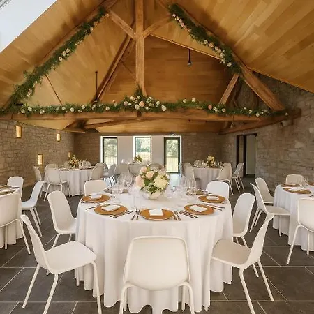 Chateau D'ouffet 30 Personnes Avec Piscine Et Sauna בית נופש *