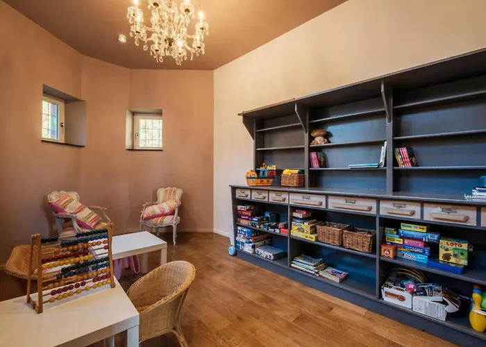 Chateau D'ouffet 30 Personnes Avec Piscine Et Sauna