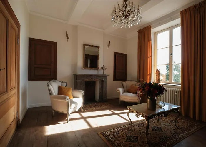 Chateau D'ouffet 30 Personnes Avec Piscine Et Sauna