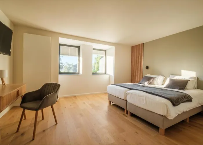 Chateau D'ouffet 30 Personnes Avec Piscine Et Sauna Ouffet